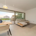 Apartment Opq *
