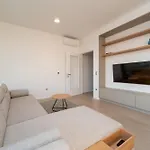 Opq Apartment *