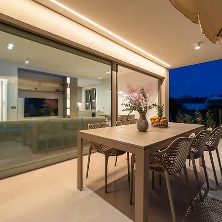 Opq Apartment *
