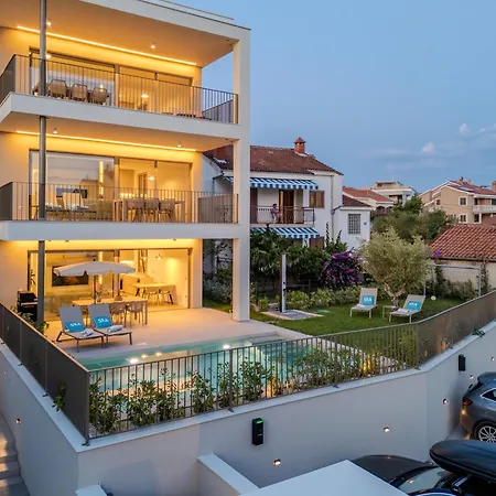 Apartment Opq *